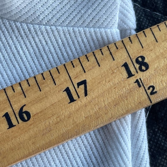 Shein Crop Top Womens Large White Black Ribbed Motorcycle Cropped Lettuce Trim - Picture 8 of 9